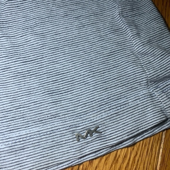 Michael Kors Polo Shirt, men’s size medium blue stripes - Picture 6 of 11